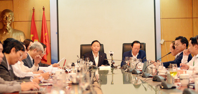 Họp liên ngành về ô nhiễm không khí: Vì sao tất cả phóng viên bị mời ra ngoài? ảnh 1