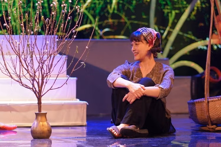 Chí Trung: 'Thưởng Tết Nhà hát Tuổi trẻ cao nhất 7 triệu' ảnh 2