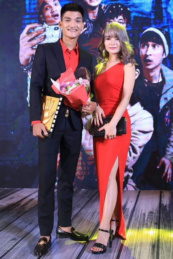 Mối tình 5 năm đầy chông gai của Mạc Văn Khoa và bạn gái ảnh 2