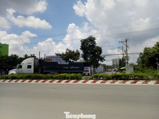 Bình Dương: Xe ben ‘hết đát’ lộng hành, cơ quan chức năng bất lực? ảnh 5