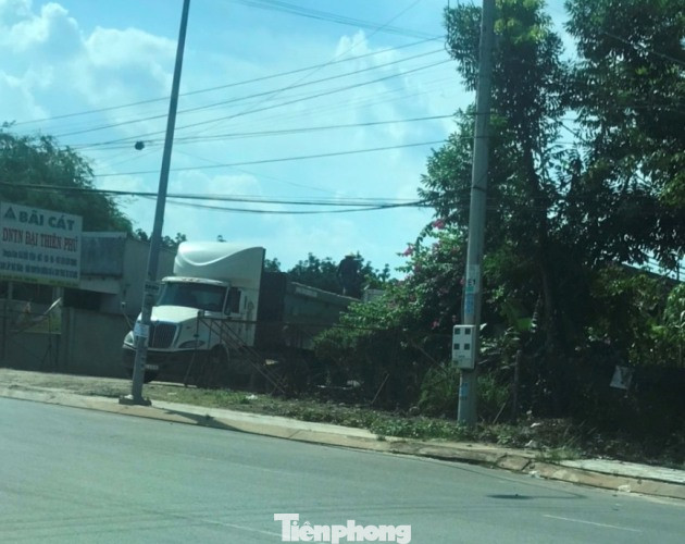 Bình Dương: Xe ben ‘hết đát’ lộng hành, cơ quan chức năng bất lực? ảnh 4