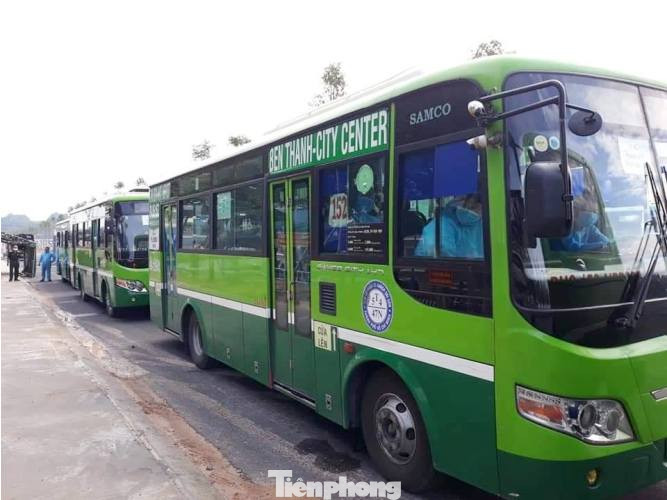 Bình Dương cách ly hơn 300 người về từ vùng dịch ảnh 2