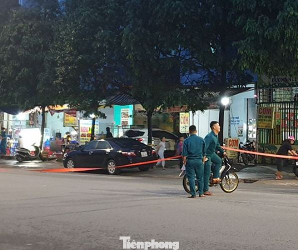 Công nhân ở Bình Dương bị truy sát, chém gục tại chỗ ảnh 1