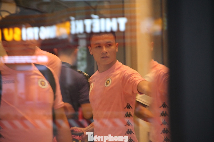 Hình ảnh mới nhất của Quang Hải sau sự cố bị hack facebook ảnh 4