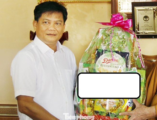 Sử dụng bằng đại học giả để ứng cử, Phó Bí thư Thường trực huyện bị cách chức ảnh 1