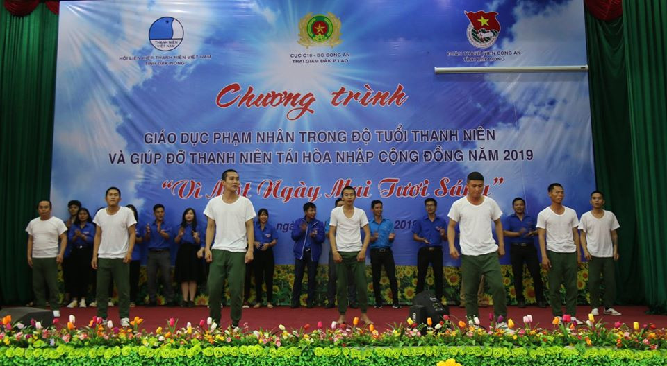 Buổi giao lưu đầy nước mắt của các phạm nhân trẻ tại Đăk P’lao ảnh 3