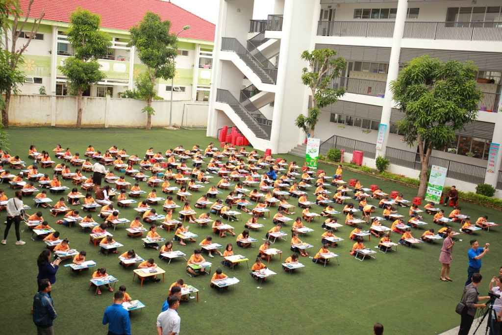 1,1 triệu bức tranh vẽ 'Vì một Việt Nam xanh' ảnh 1