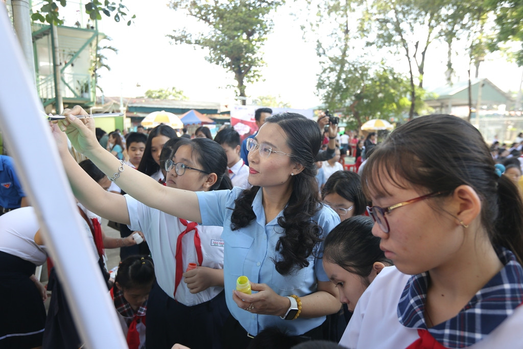 'Mảnh ghép cuối cùng' đạt giải đặc biệt cuộc thi 'Vì một Việt Nam xanh' ảnh 2