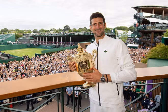 Nhà vô địch Wimbledon: Hy sinh ngực khủng để vươn tới vinh quang ảnh 4 Nhà vô địch Wimbledon: Hy sinh ngực khủng để vươn tới vinh quang ảnh 4