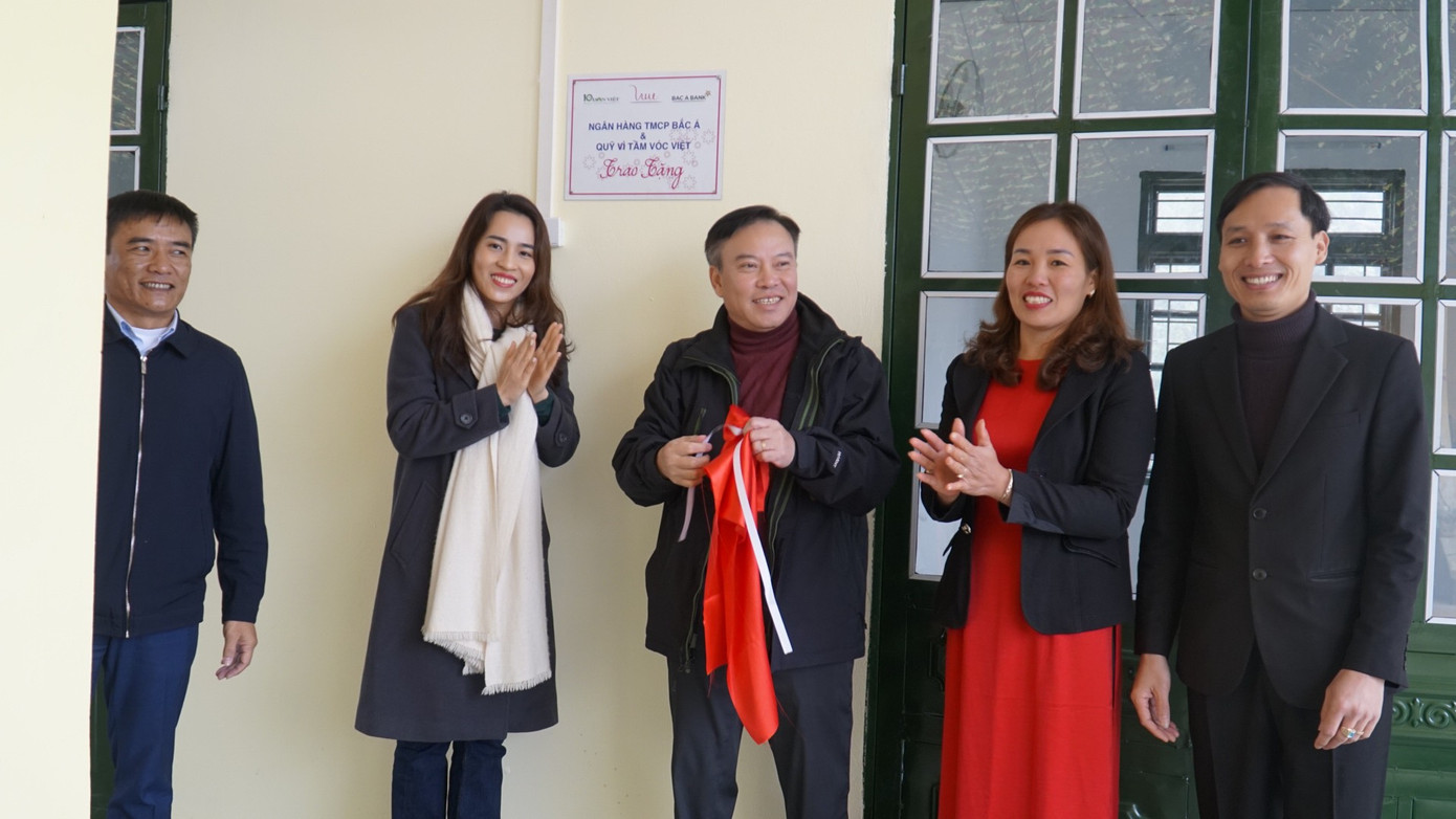 Quỹ Vì Tầm vóc Việt hoàn thành nâng cấp một điểm trường mầm non ở Vân Hồ, Sơn La ảnh 7