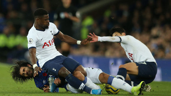 Tiền đạo Hàn Quốc trả đũa khiến sao Everton gãy gập chân ảnh 4