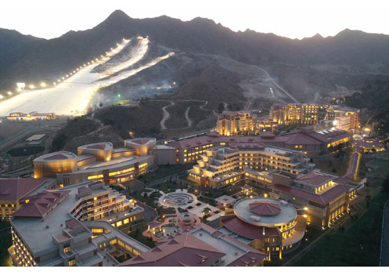 Ông Kim Jong-un đi cáp treo ngắm khu resort trượt tuyết sang chảnh ảnh 3