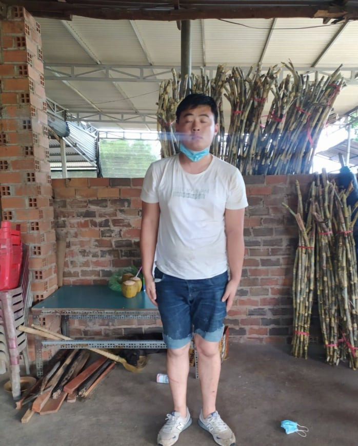 4 người Trung Quốc leo tường trốn khỏi khu cách ly dịch COVID 19 ảnh 1