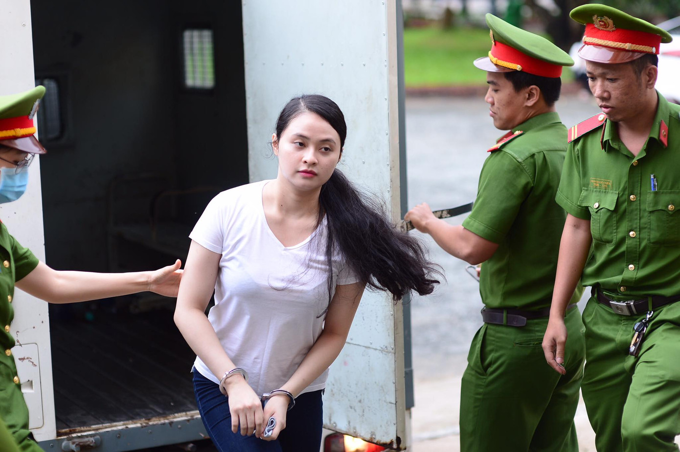 Trùm ma túy Văn Kính Dương xin lỗi con và người tình hot girl Ngọc Miu ảnh 2