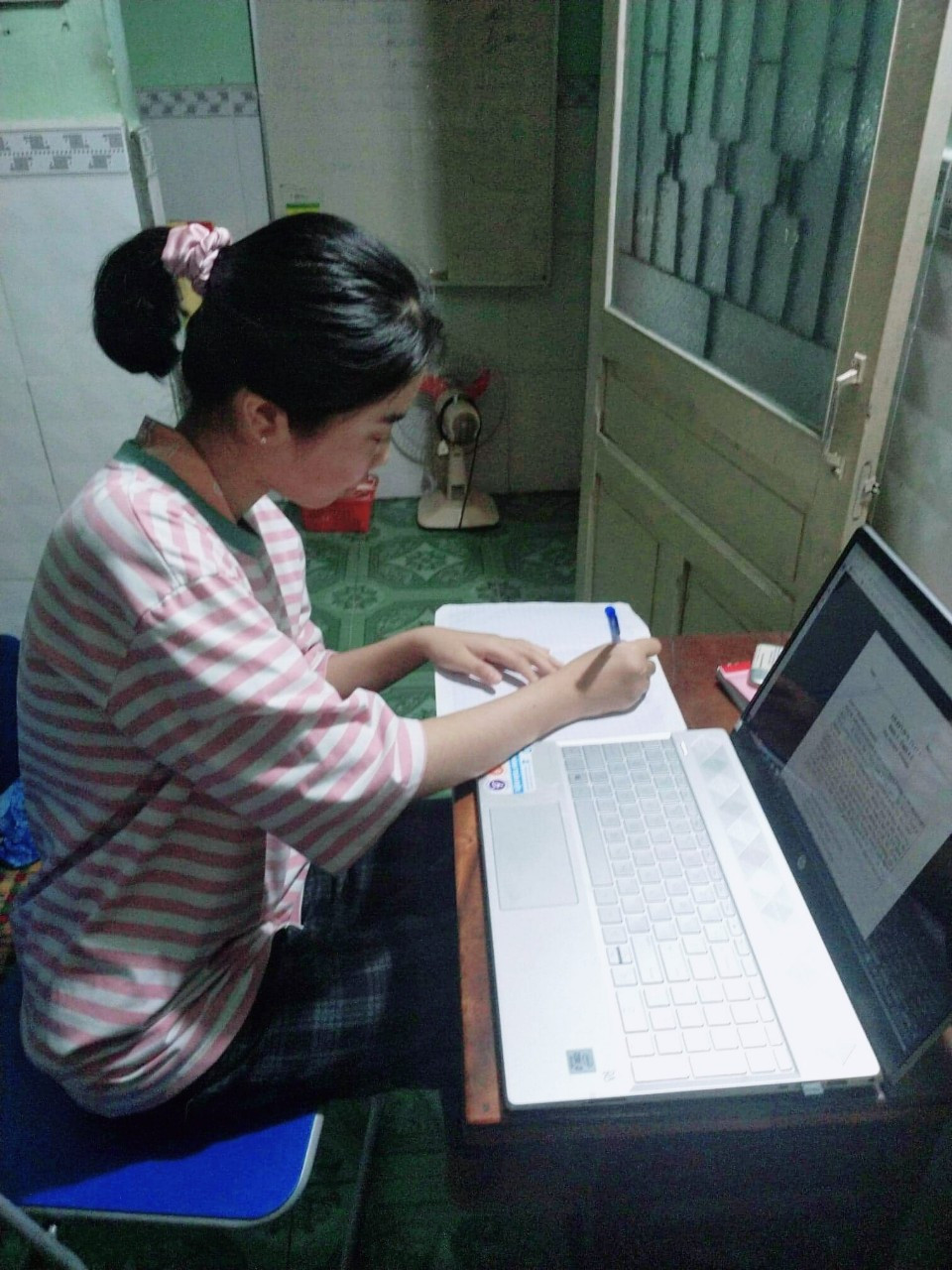 Sinh viên nóng lòng trở lại trường ảnh 1