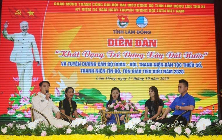 Chàng sinh viên “Sao Tháng Giêng” năng nổ ảnh 2