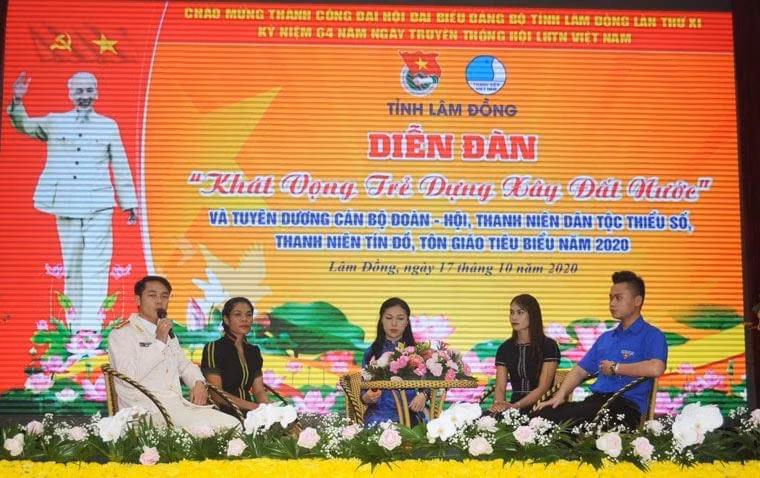 Chàng sinh viên “Sao Tháng Giêng” năng nổ ảnh 2