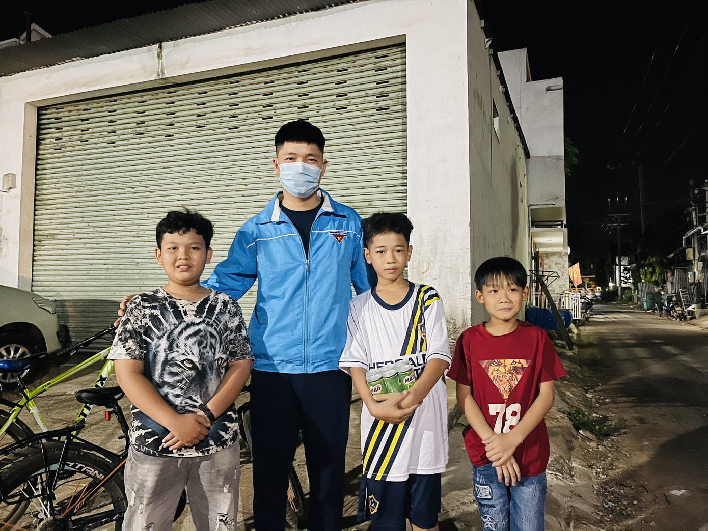 “Màu áo xanh” sẻ chia trong Tháng Thanh niên ảnh 7