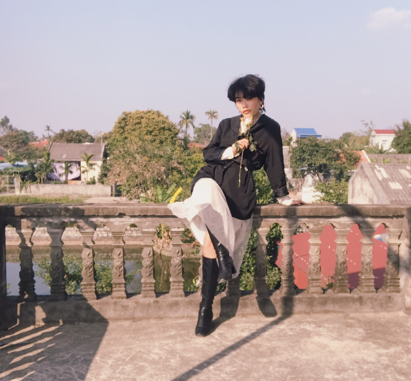 Cư dân mạng “mê tít” với trang phục giá... 9.000 đồng của cô sinh viên ảnh 1