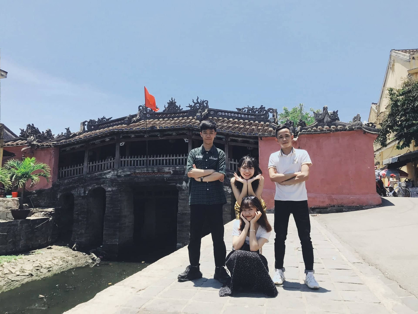 Muốn quảng bá du lịch Huế bằng bộ ảnh “thanh xuân lầy lội“ ảnh 1