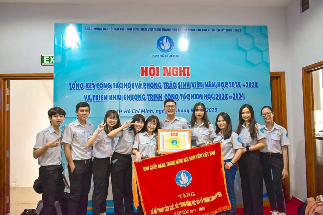 Với vai trò là Chủ tịch Hội Sinh viên trường, Trọng Nguyễn đã dẫn dắt công tác Hội và phong trào sinh viên của trường ĐH Kinh tế - Luật (ĐHQG TP. HCM) đạt được nhiều thành tích. Ngô Trọng Nguyễn: “Phải cố gắng từ những điều nhỏ nhất“ ảnh 3