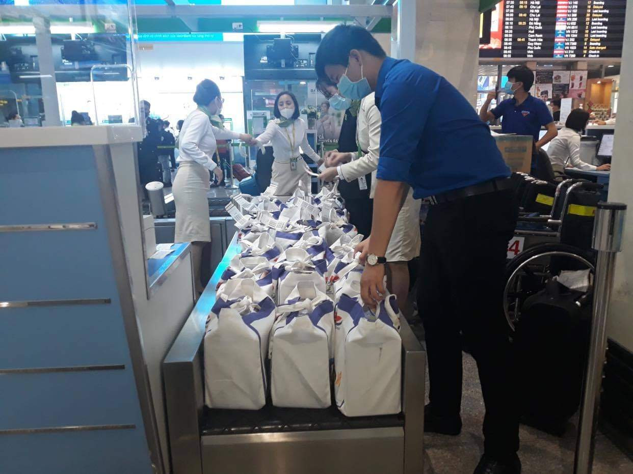 Đồng hành đưa 3.000 sinh viên, thanh niên công nhân về nhà đón Tết Nguyên đán Tân Sửu ảnh 3