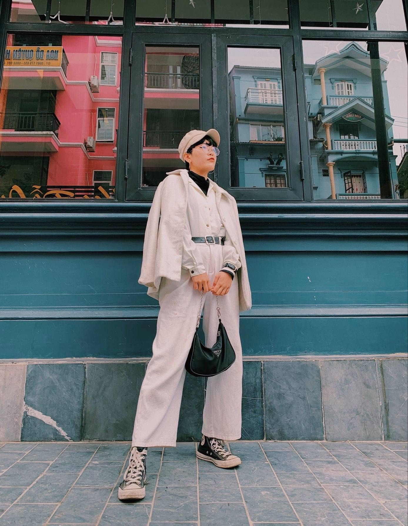 Cư dân mạng “mê tít” với trang phục giá... 9.000 đồng của cô sinh viên ảnh 2