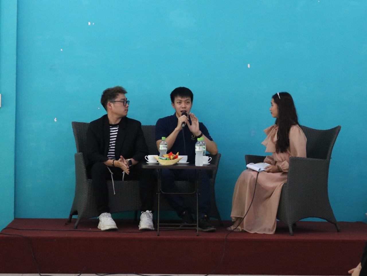 “Lặng yên rực rỡ” - Tour nghệ thuật giúp người xem tìm lại được quãng thời gian đã mất ảnh 10