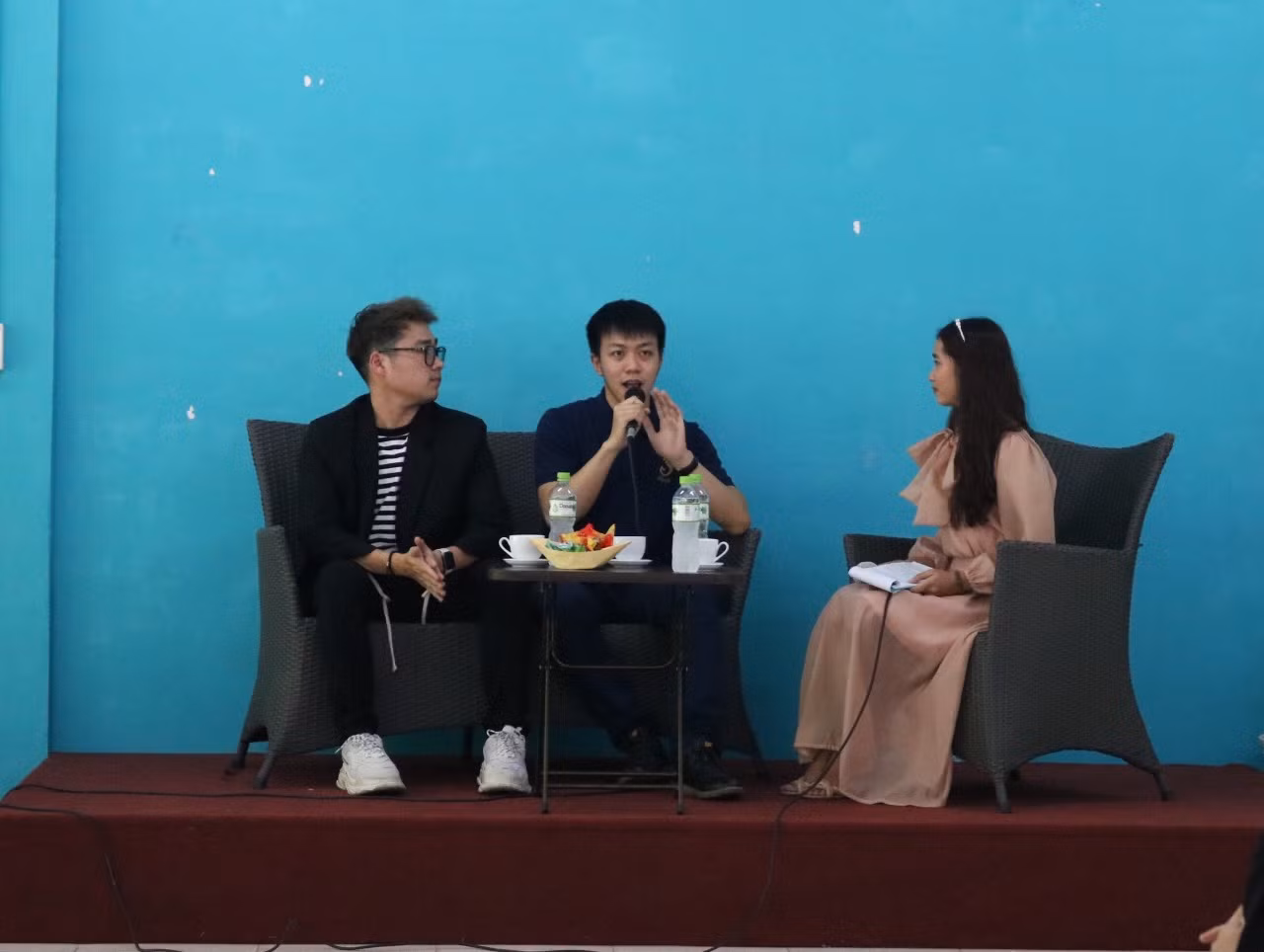 “Lặng yên rực rỡ” - Tour nghệ thuật giúp người xem tìm lại được quãng thời gian đã mất ảnh 10