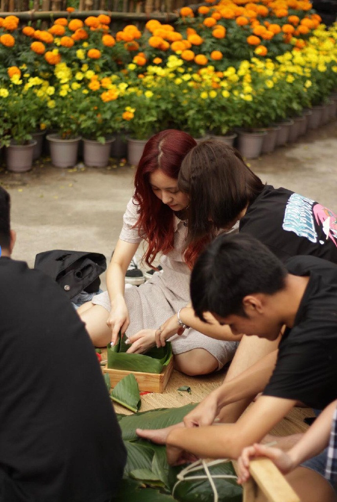 Những sinh viên quốc tế lần đầu trải nghiệm Tết Việt ảnh 6