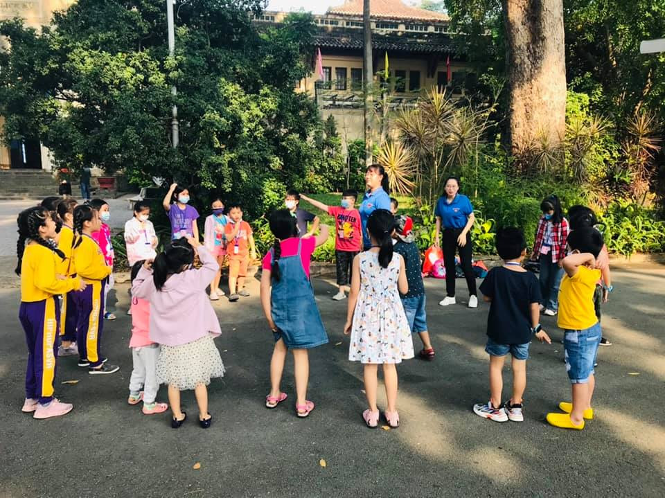 Nghỉ Tết sớm, sinh viên tranh thủ kiếm việc làm thêm ảnh 2