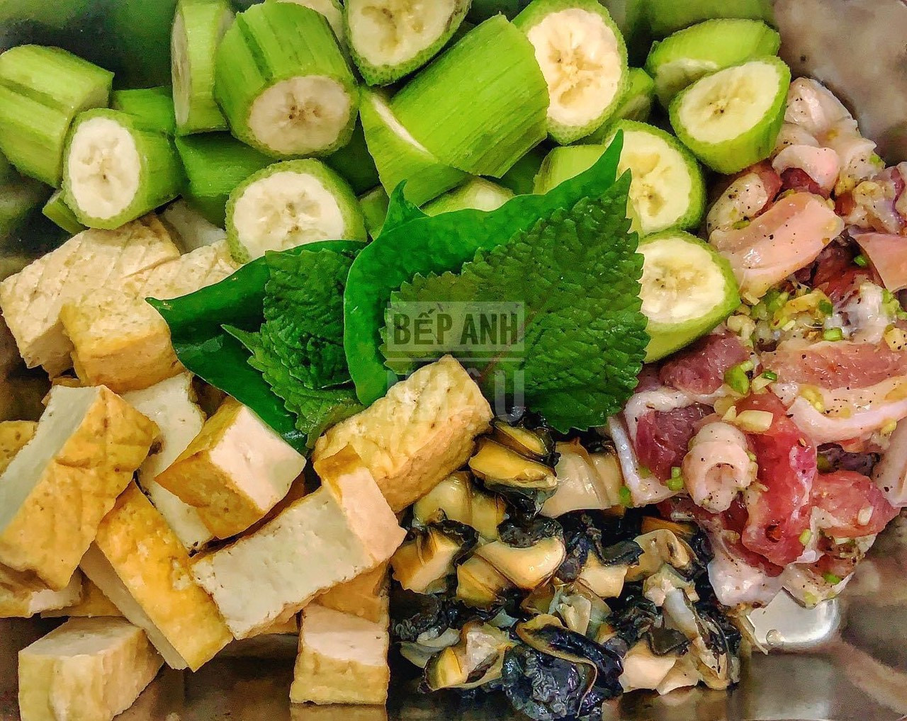 Anh chàng kinh doanh đồ ăn tự nấu trong mùa dịch ảnh 1