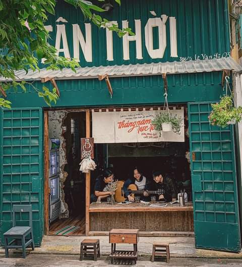 Giới trẻ Sài Gòn “sốt xình xịch” với quán cà phê phong cách Vintage & Retro ảnh 1