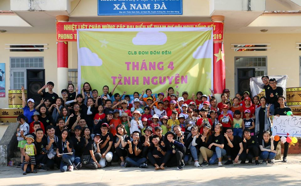 Rộn ràng “Tháng Tư tình nguyện” ảnh 2