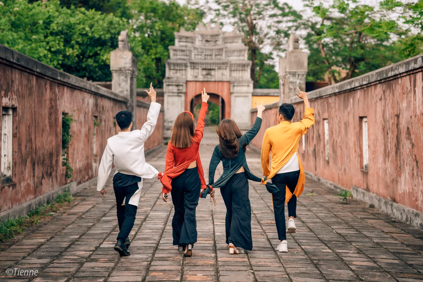 Muốn quảng bá du lịch Huế bằng bộ ảnh “thanh xuân lầy lội“ ảnh 6