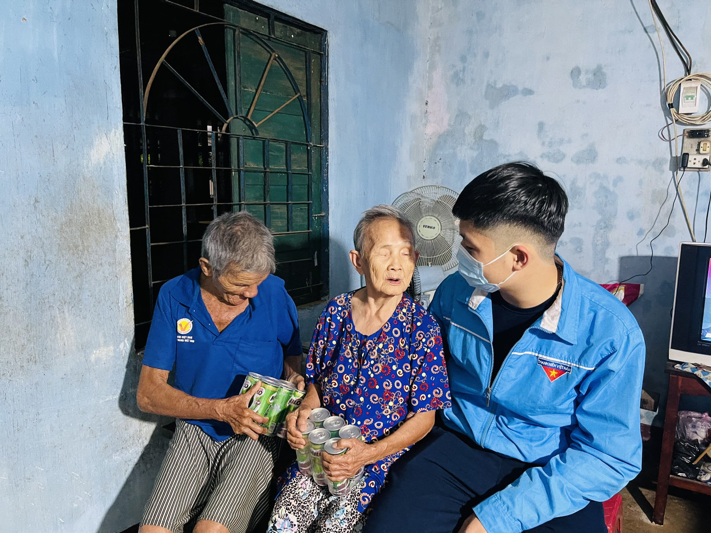“Màu áo xanh” sẻ chia trong Tháng Thanh niên ảnh 4