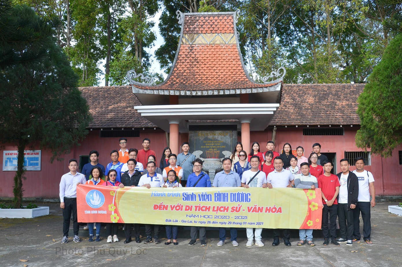 Bình Dương: Sôi nổi các hoạt động “Xuân tình nguyện” ảnh 2