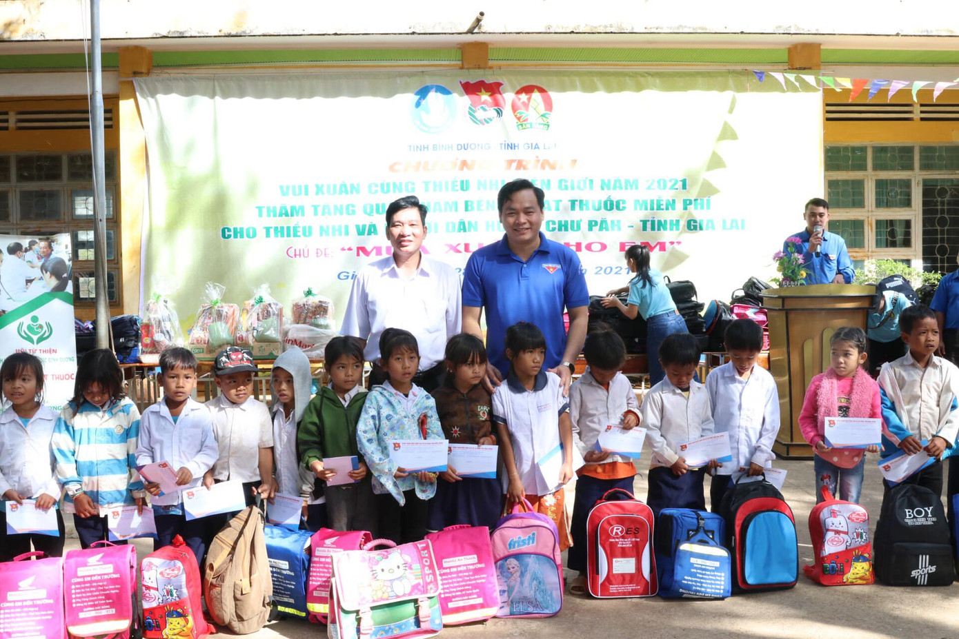 Bình Dương: Sôi nổi các hoạt động “Xuân tình nguyện” ảnh 13