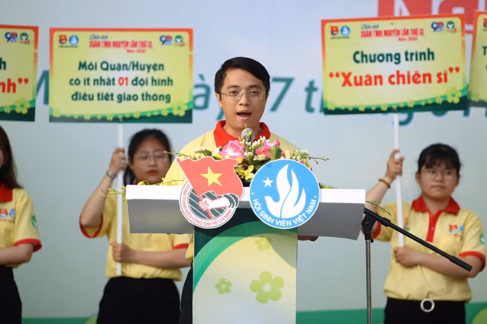 TP. HCM: Ra quân chiến dịch “Xuân Tình nguyện” ảnh 6