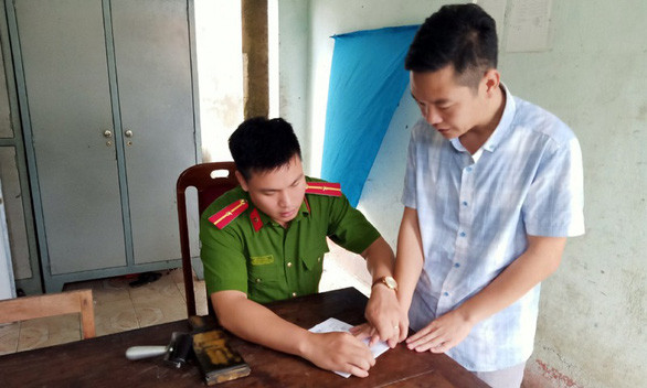 Giảng viên khởi kiện Bộ Giáo dục: Vì sao hoãn tòa? ảnh 2 Giảng viên khởi kiện Bộ Giáo dục: Vì sao hoãn tòa? ảnh 2