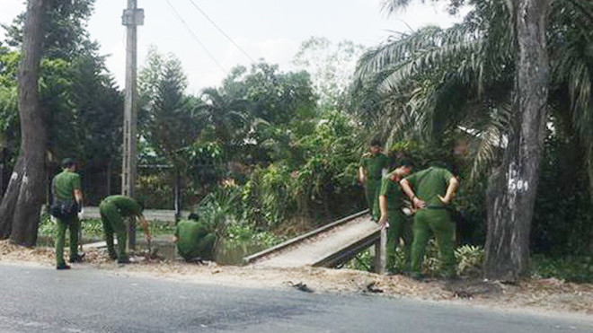 Hàng trăm cảnh sát dùng xe bọc thép vây bắt kẻ nổ súng 4 người chết ở Củ Chi ảnh 4
