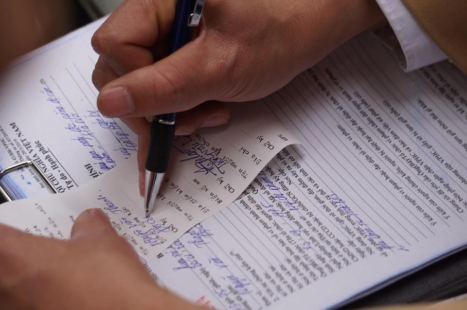 Uống 2 chén rượu, người đàn ông điều khiển xe máy bị phạt 7 triệu đồng ảnh 3