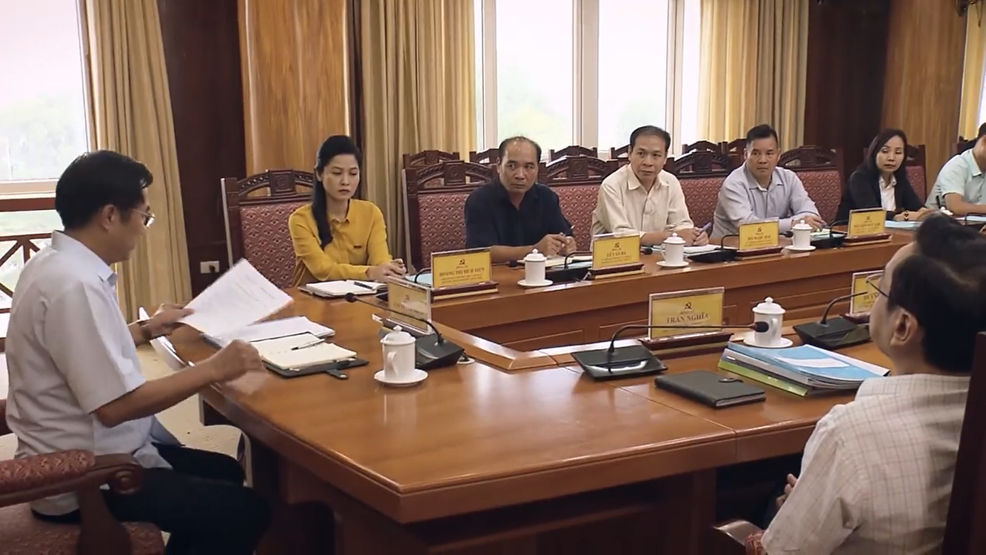 Sinh tử tập 54: Vợ Khải bị theo dõi, Huy yêu cầu rà soát cái chết của Khải ảnh 1