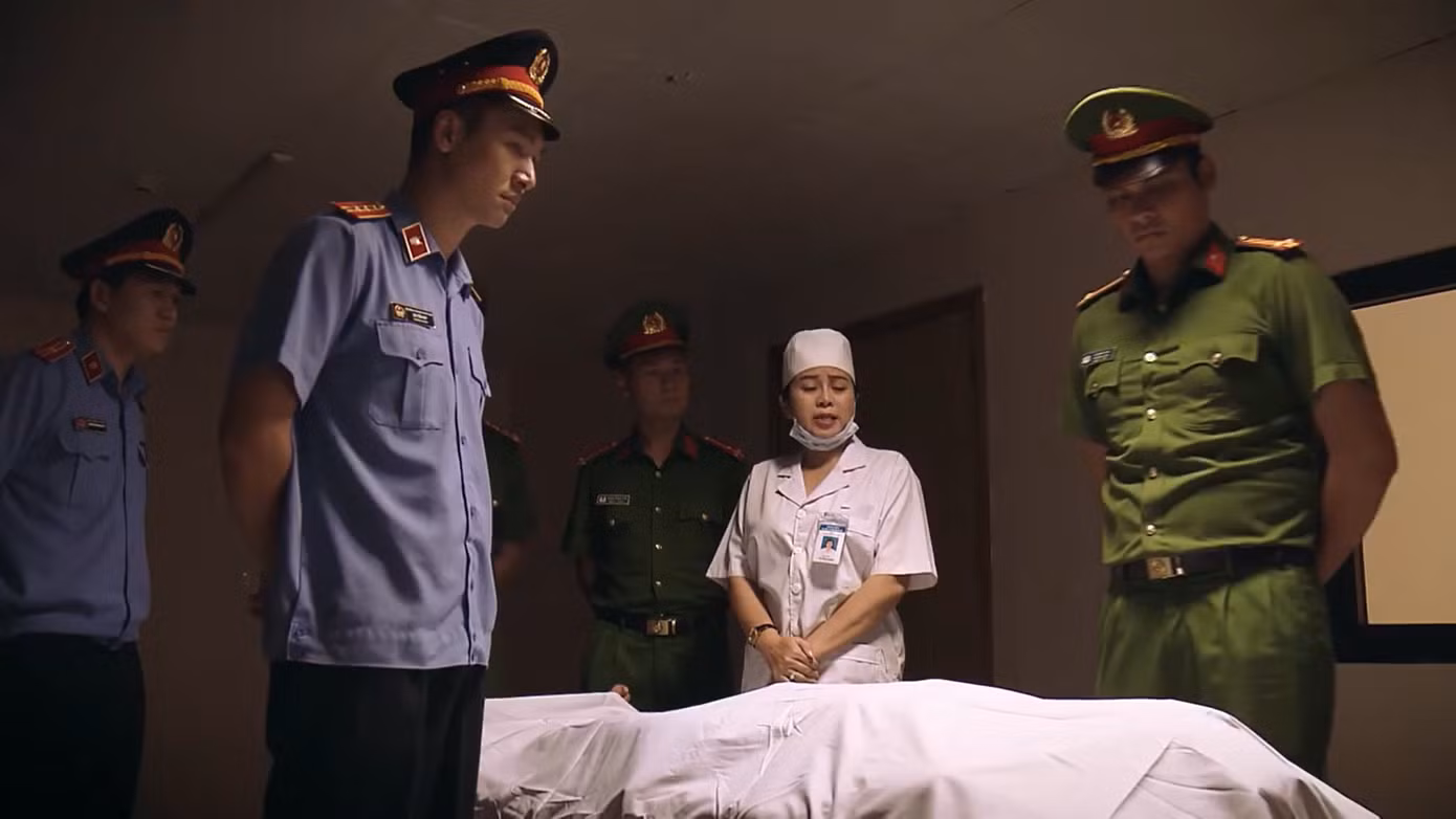 Sinh tử tập 50: Khải tử vong bất ngờ, Vũ (Việt Anh) bị cơ quan điều tra sờ gáy ảnh 1