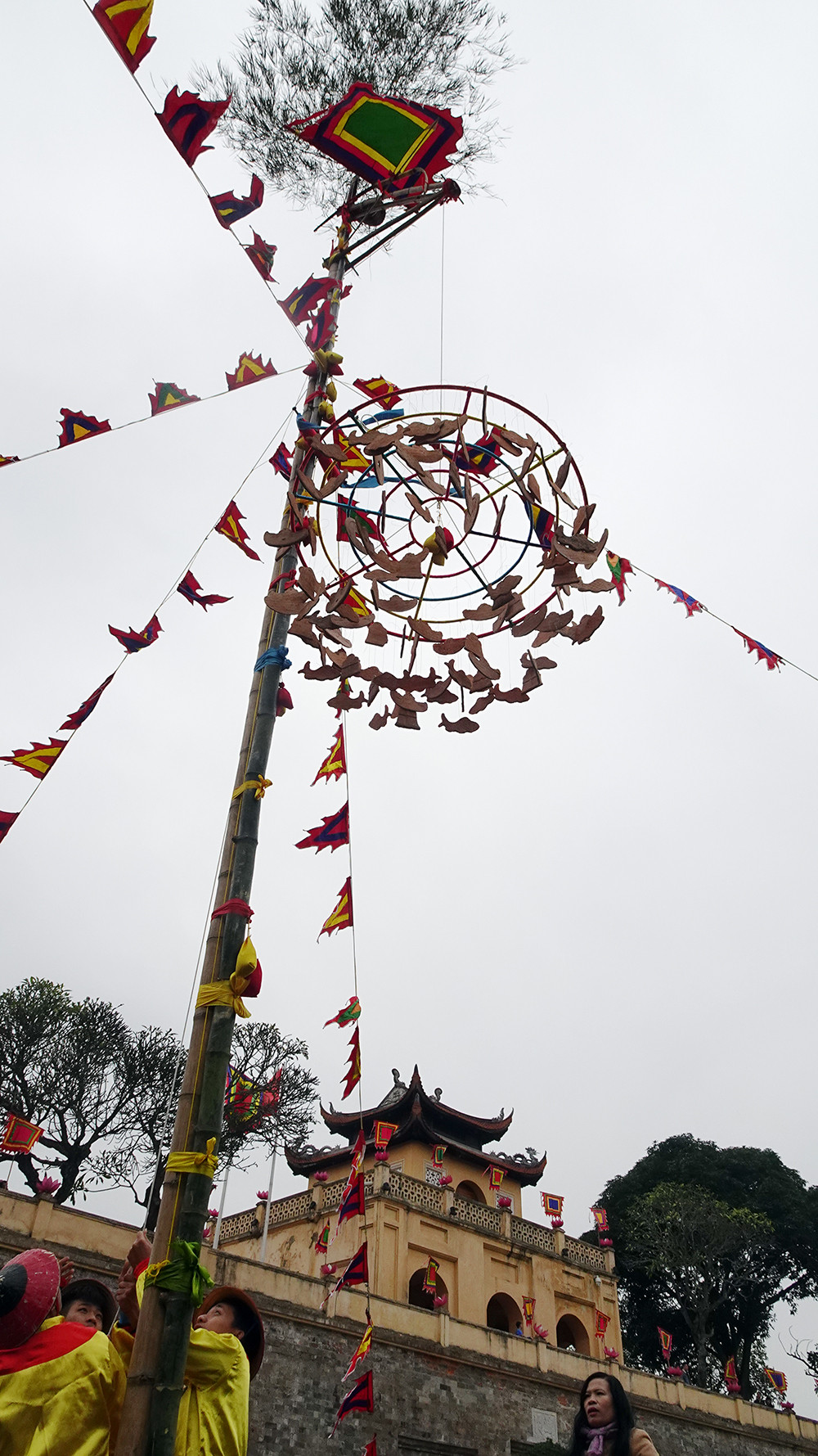 Nghi lễ cúng ông Công ông Táo tại Hoàng thành Thăng Long có gì đặc biệt? ảnh 11