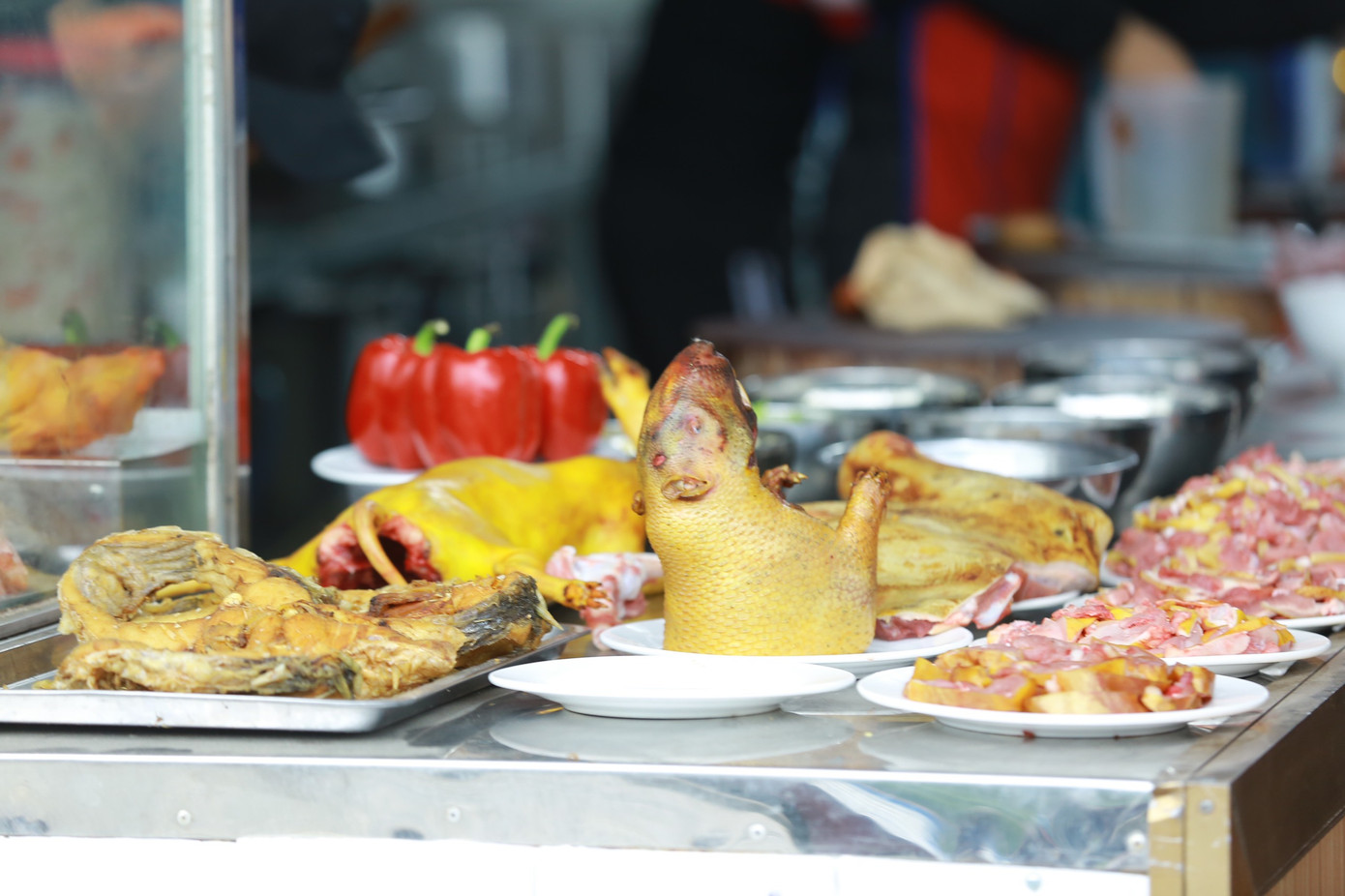 Trẩy hội chùa Hương cẩn trọng nguy cơ dịch Corona từ thịt thú rừng ảnh 1