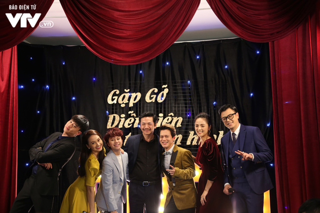 Thu Quỳnh, Thanh Hương, Phương Oanh quẩy tưng bừng ‘Đi đu đưa đi' ảnh 1