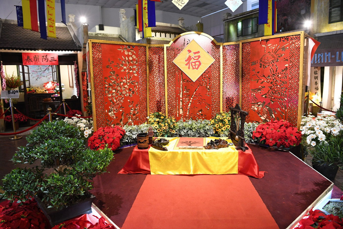 Góc Tết Việt ở Hoàng Thành có gì? ảnh 1