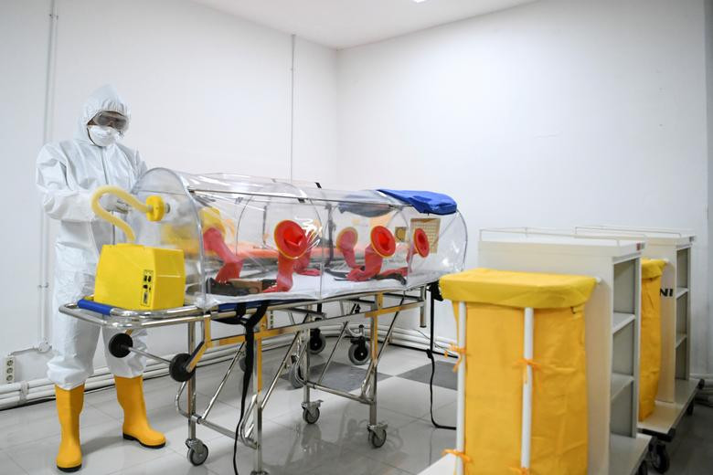 Hội chợ, sân bóng trên toàn cầu ‘hóa’ bệnh viện dã chiến chống COVID-19 ảnh 3