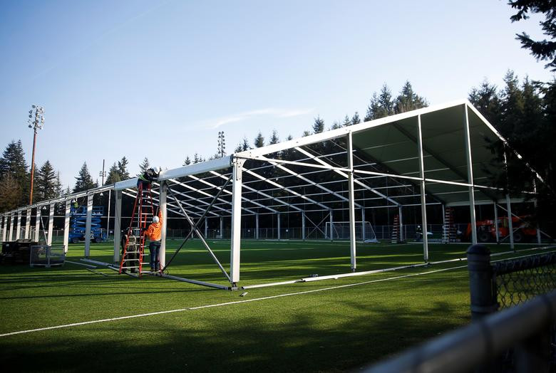 Hội chợ, sân bóng trên toàn cầu ‘hóa’ bệnh viện dã chiến chống COVID-19 ảnh 18